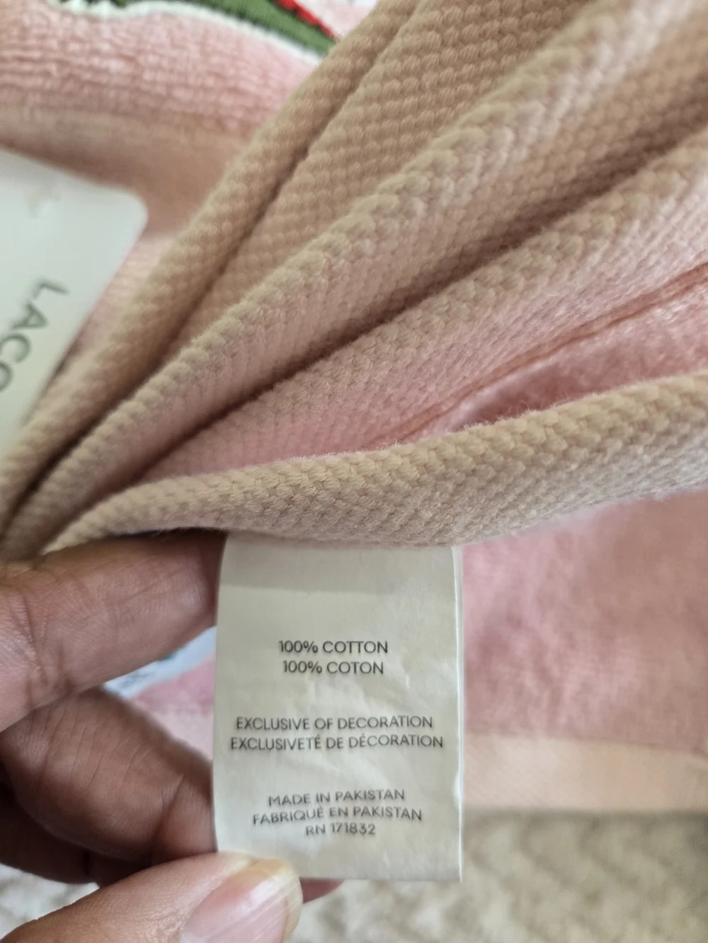 Lacoste Set of 4 Bath Towels Pink Blue Green Blush 100% Cotton NWT - Picture 9 of 9